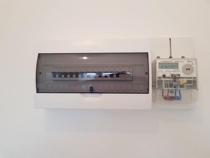 Mandas Instal - Electrician autorizat, instalator autorizat, montaj aer conditionat